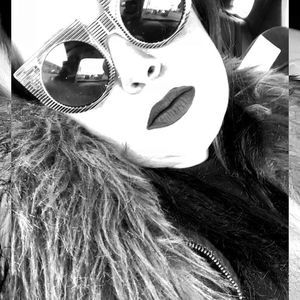 Meet your Posher, Tracy